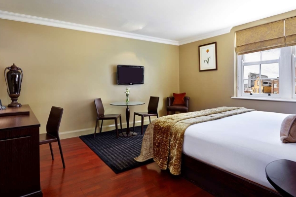 RADISSON BLU GRAFTON LONDON (London)